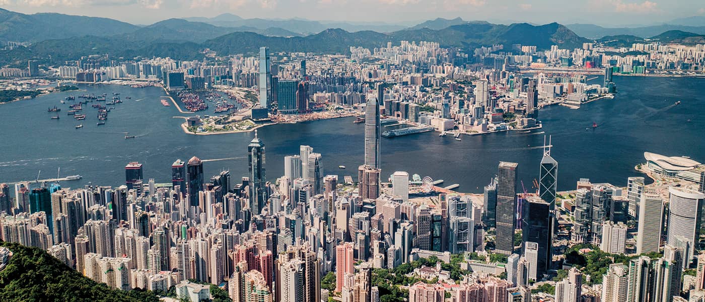 picture citation aerial view from the Hong Kong coastal line of Victoria Harbour!''